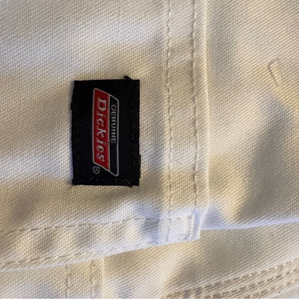 Dickies Men's White Flat Front Shorts - Picture 4 of 6